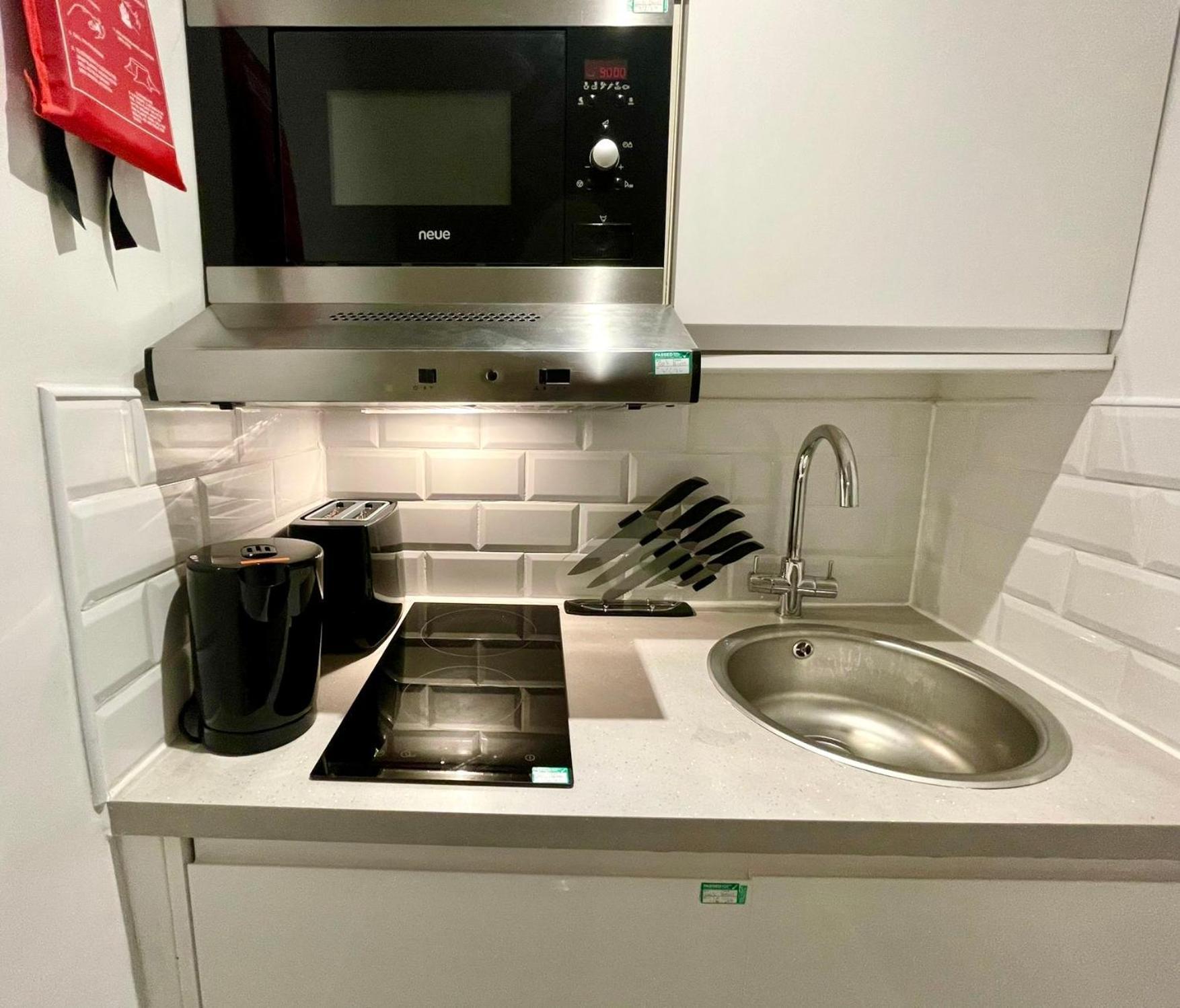 Modern Studio, Prime Location, Stunning View * Londen
